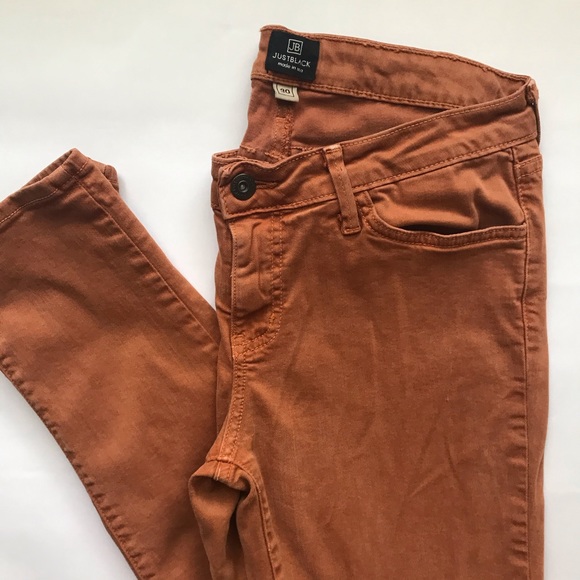 Rust/burnt orange 🤘skinny jeans - Picture 2 of 7